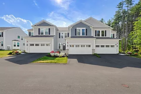 11 Winslow Ln #2, Grafton, MA 01536