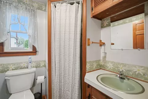 20 Athol St, Springfield, MA 01107 photo 21