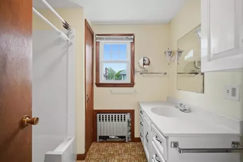 20 Athol St, Springfield, MA 01107 photo 34