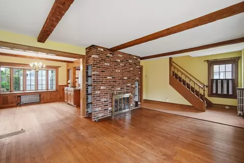 20 Athol St, Springfield, MA 01107 photo 6