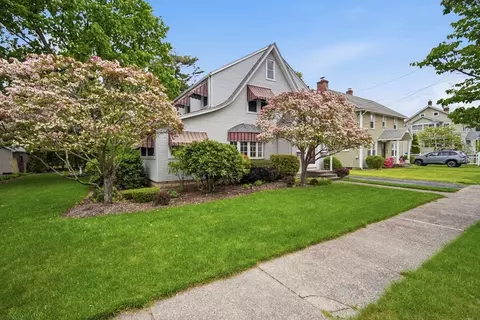 20 Athol St, Springfield, MA 01107