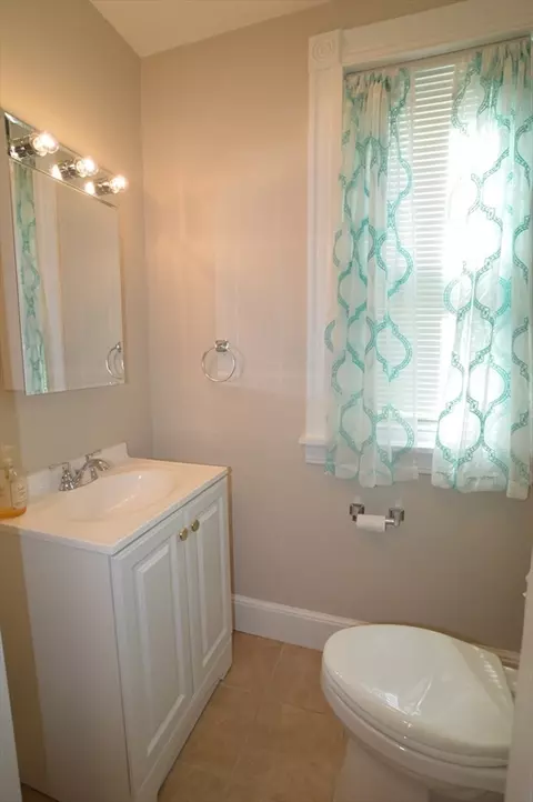 35-37 Thorndike St, Beverly, MA 01915 photo 15