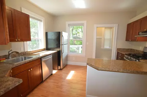 35-37 Thorndike St, Beverly, MA 01915 photo 16