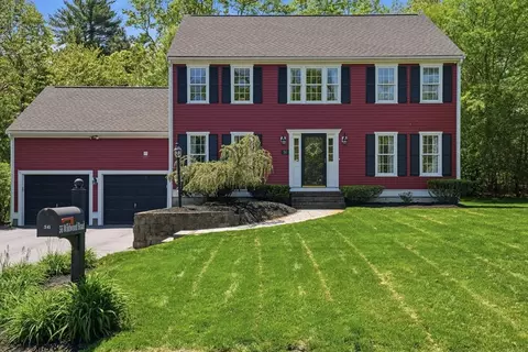 56 Wildwood Rd, Pembroke, MA 02359