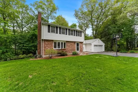 41 Hunnewell St # -A, Wellesley, MA 02481