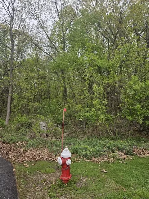 37 Book St, Dracut, MA 01826 photo 3