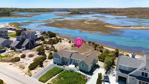 208 North Shr, Sandwich, MA 02537