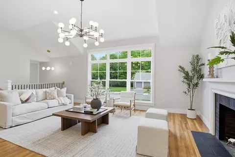 11 Bromfield Rd, Acton, MA 01720 photo 3