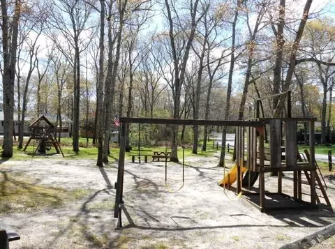 Exterior - 171 Wheeler Rd, Mashpee, MA 02649 photo 6 of 8