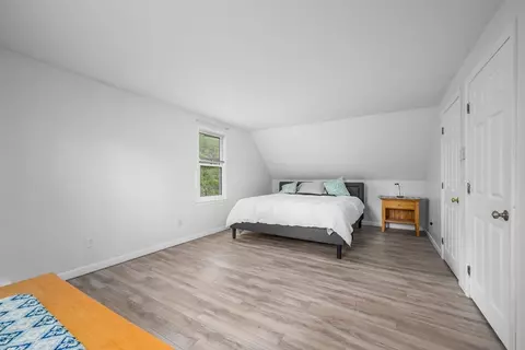 Bedroom - 171 Wheeler Rd, Mashpee, MA 02649 photo 6 of 8