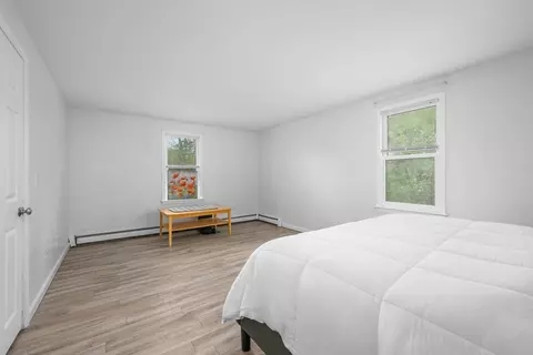 Bedroom - 171 Wheeler Rd, Mashpee, MA 02649 photo 7 of 8