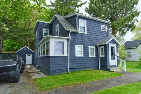 12 Bailey St, Lynn, MA 01904