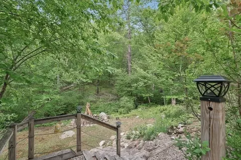 Exterior - 80 Webster St, Douglas, MA 01516 photo 5 of 9