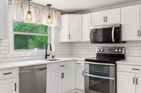 Kitchen - 80 Webster St, Douglas, MA 01516 photo 2 of 2