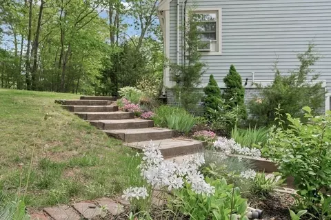 Exterior - 80 Webster St, Douglas, MA 01516 photo 7 of 9