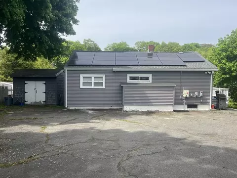 Exterior - 3 Phillips Ave, Saugus, MA 01906 photo 3 of 4