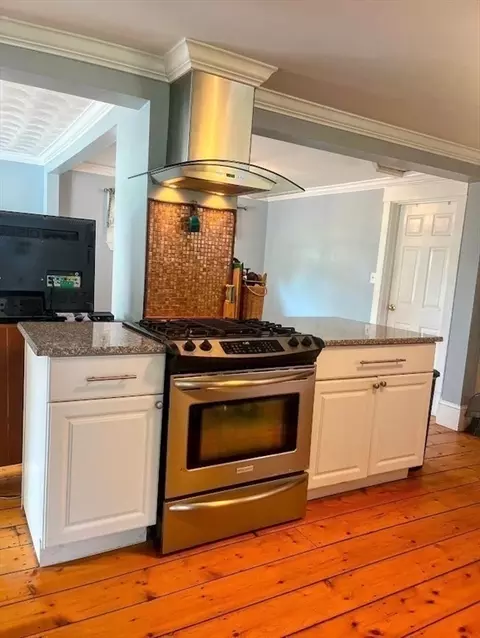 Kitchen - 3 Phillips Ave, Saugus, MA 01906 photo 1 of 3