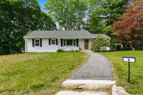6 Longview Ter, Methuen, MA 01844