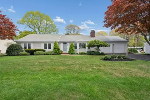 46 Driving Tee Cir, Yarmouth, MA 02664