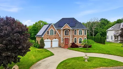 125 Lennys Way, West Springfield, MA 01089