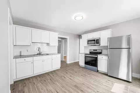 12-14 Carver St, Springfield, MA 01108