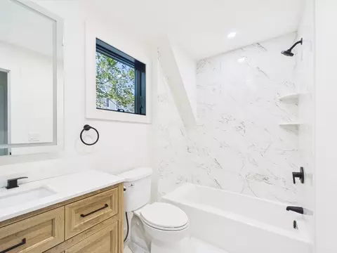 Bath - 98 Evans Rd, Marblehead, MA 01945 photo 6 of 6