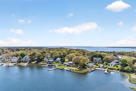 11 Clamshell Ln, Mashpee, MA 02649 photo 3