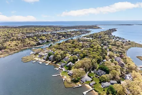11 Clamshell Ln, Mashpee, MA 02649 photo 5