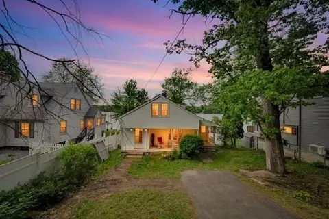 Exterior - 5 12 W Sutton Rd, Sutton, MA 01590 photo 3 of 9