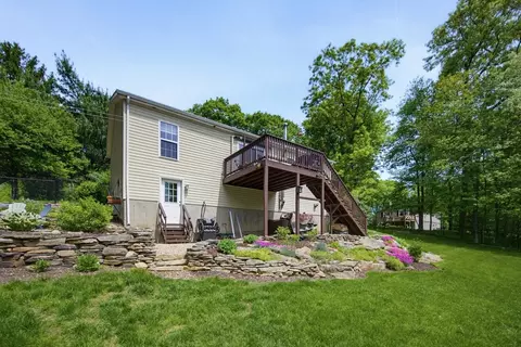10 Southwick Rd, Sutton, MA 01590 photo 5