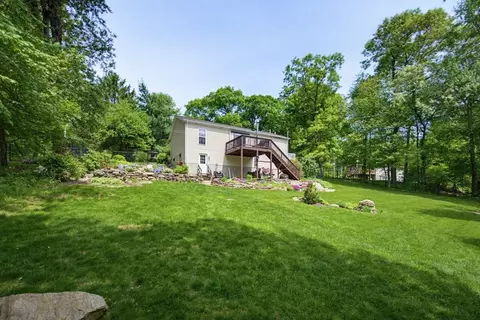 10 Southwick Rd, Sutton, MA 01590 photo 12