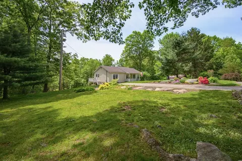 10 Southwick Rd, Sutton, MA 01590 photo 2