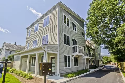 107 Williams St #2C, Northampton, MA 01060