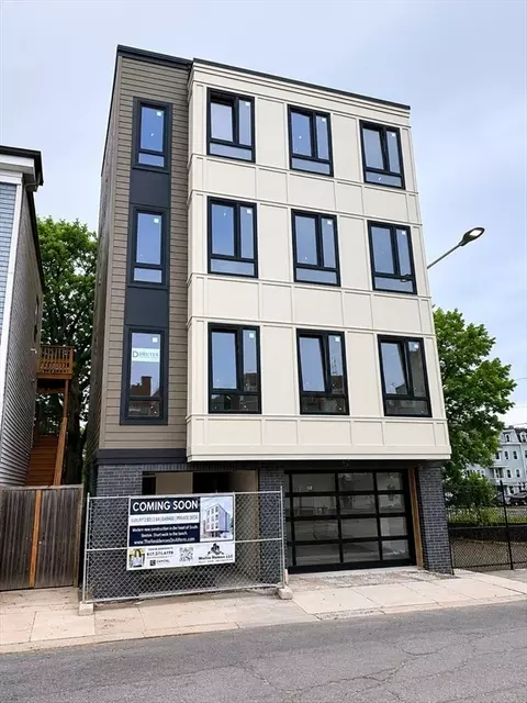 374 Athens St #1, Boston, MA 02127