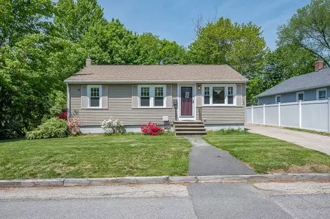 11 Bancroft St, West Boylston, MA 01583