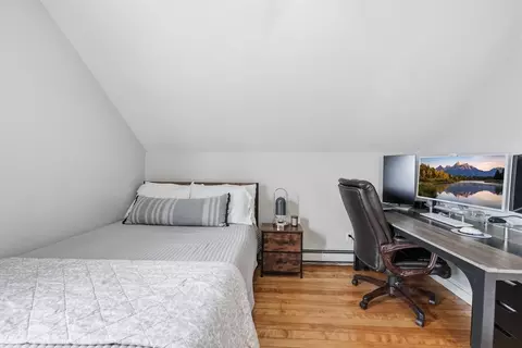 Bedroom - 6 Anderson Ave, Worcester, MA 01604 photo 4 of 7