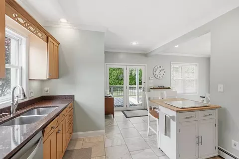 Kitchen - 6 Anderson Ave, Worcester, MA 01604 photo 3 of 4