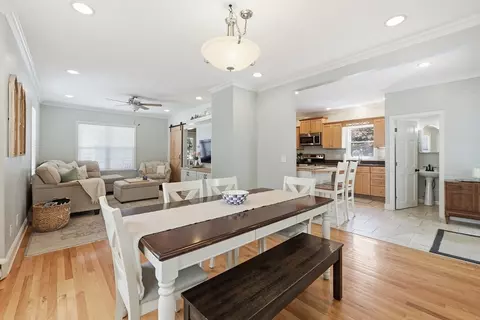 Dining - 6 Anderson Ave, Worcester, MA 01604 photo 2 of 4