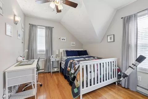 Bedroom - 6 Anderson Ave, Worcester, MA 01604 photo 1 of 7