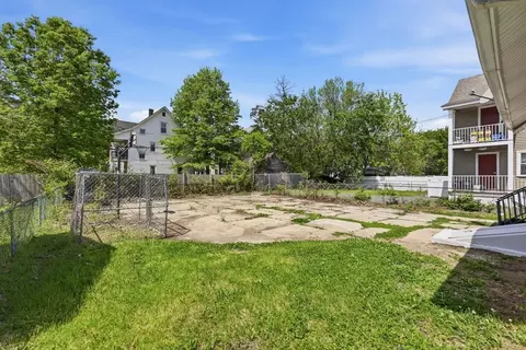 62 Kenyon St, Springfield, MA 01109 photo 25