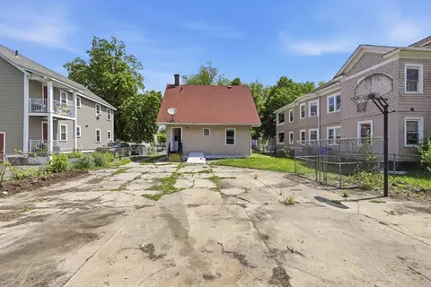 62 Kenyon St, Springfield, MA 01109 photo 26