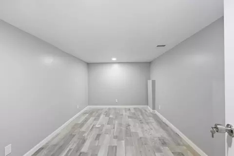 62 Kenyon St, Springfield, MA 01109 photo 22