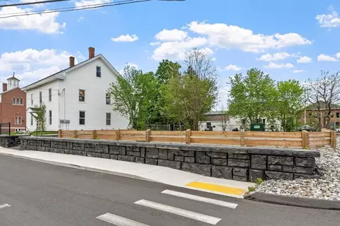 91 Canal St, Athol, MA 01331