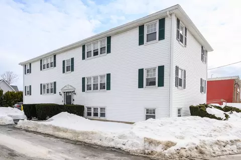 1225 Sea St, Quincy, MA 02169