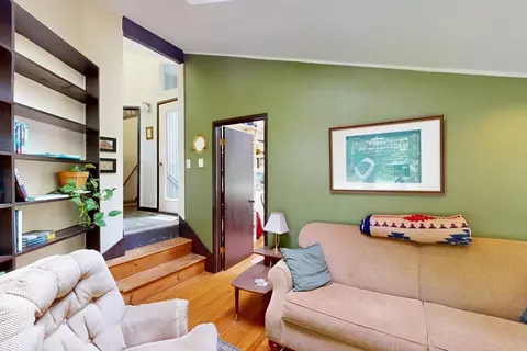 Living - 8 Teawaddle Hill Rd, Leverett, MA 01054 photo 6 of 7