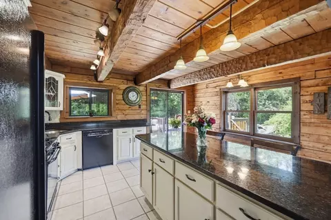 20 Greenwich Plains Rd, Ware, MA 01082 photo 13
