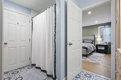 Entry Way - 4 Apple Rdg #6, Maynard, MA 01754 photo 1 of 3