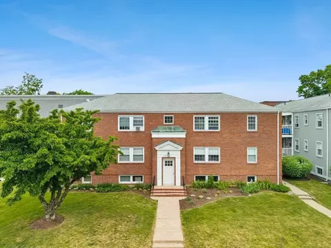 180 S Main St #12, Attleboro, MA 02703