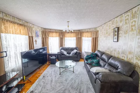 5 Suffield St, Worcester, MA 01610 photo 6