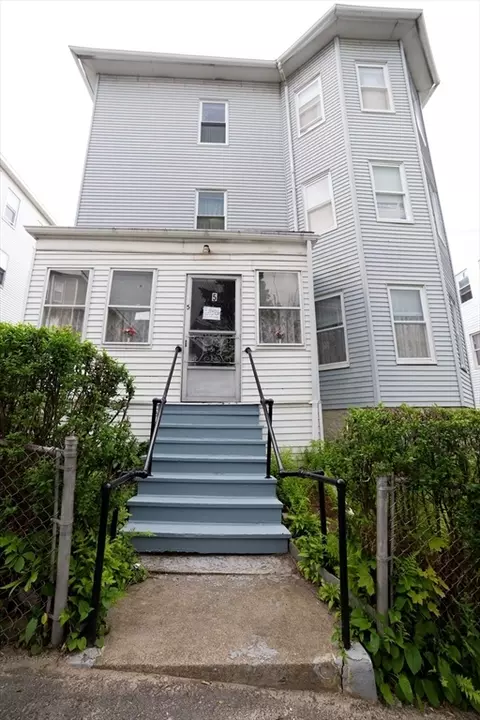 5 Suffield St, Worcester, MA 01610